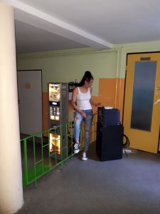 11