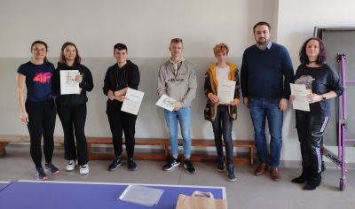 szkolny konkurs ZIMOWY CHALLENGE – NIE ŻAŁUJ TEGO KROKU