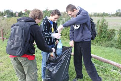 b_400_300_16777215_00_images_stories_zdjecia_akt_2011_2011_09_16_sprzatanie_swiata.jpg